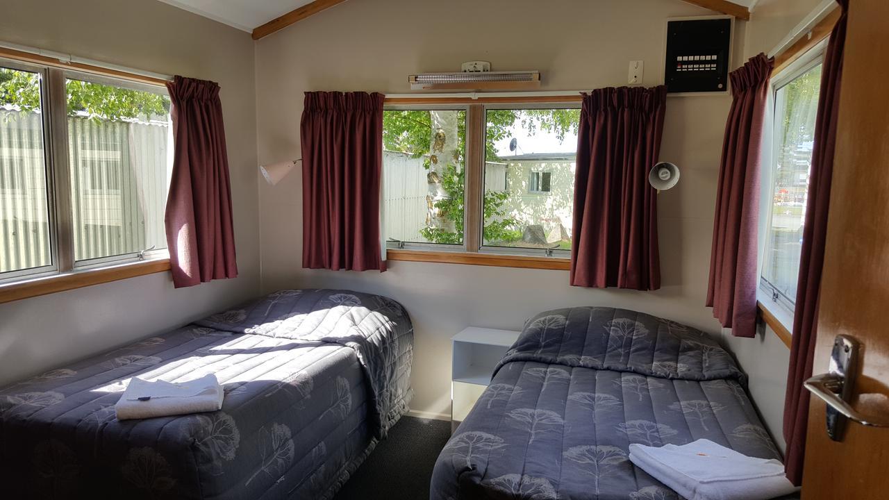 High Country Lodge, Motels & Backpackers Twizel Exteriör bild